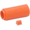 Fotografia in primo piano del gommino hop up 4uantum friction pro ad alte prestazioni e del relativo pressore (nub) 4UAD SmartAirsoft in vendita su Gunshot.it. Il componente presenta la speciale mescola in gomma e la profilatura interna brevettata per sollevare pallini fino a 0.48g e ottimizzare la tenuta d'aria nelle repliche da softair. Gommino hop up 4uantum friction pro 4UAD con pressore per repliche softair